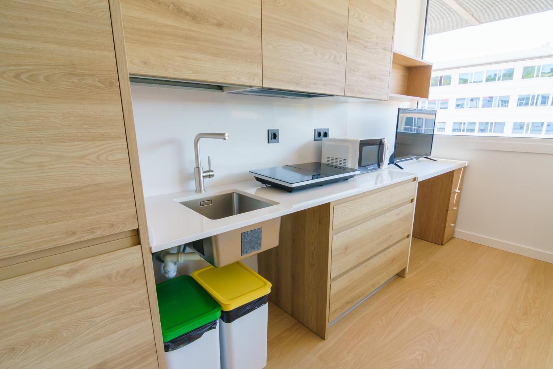 Apartamentos Pillotegi Parking Gratuito サン・セバスティアン エクステリア 写真